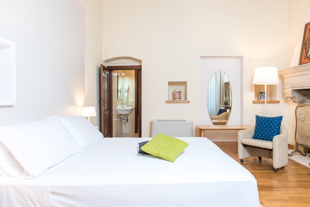 Suite Palace Castromediano Lecce Dış mekan fotoğraf